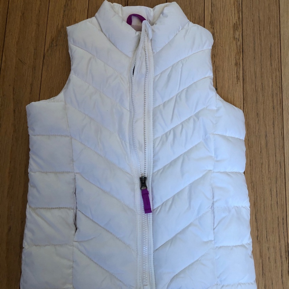 Old navy puffer vest